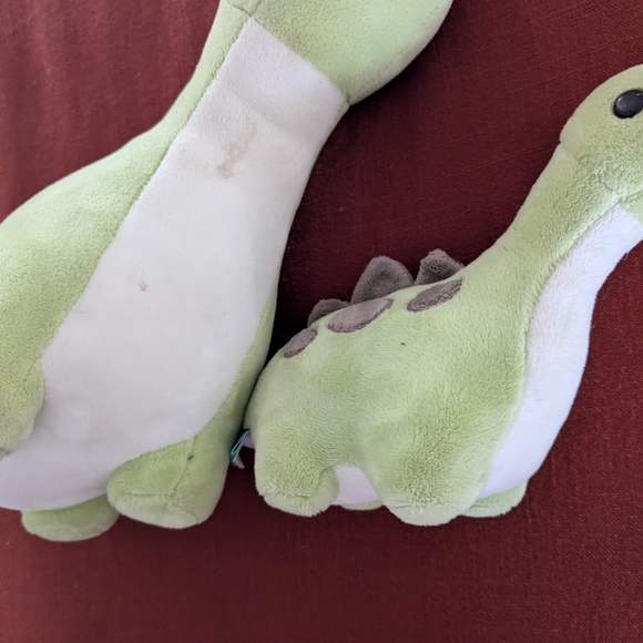 Bellzi Dino Plush Set - Picture 4 of 4